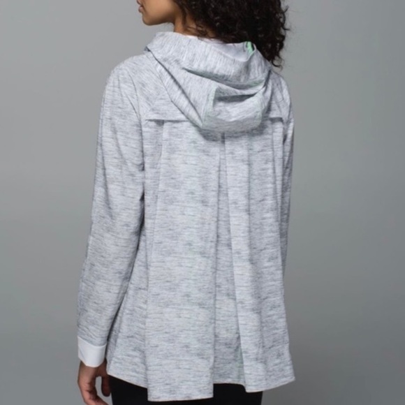 Lululemon sun showers jacket - Picture 2 of 4